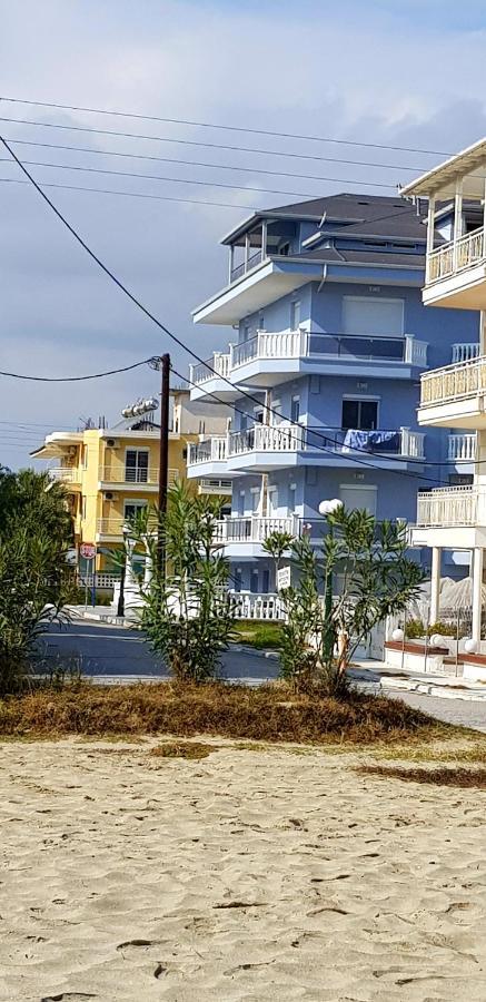 D&B Apartment 3 Paralia Katerinis Bagian luar foto