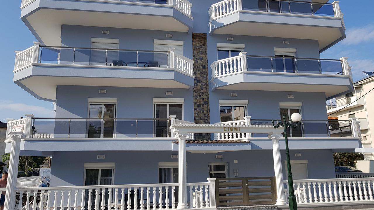 D&B Apartment 3 Paralia Katerinis Bagian luar foto