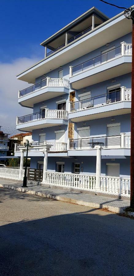 D&B Apartment 3 Paralia Katerinis Bagian luar foto